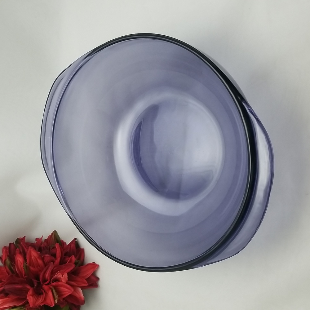 Pyrex Amethyst Purple Two Quart Cassarole Dish - Picture 10 of 13